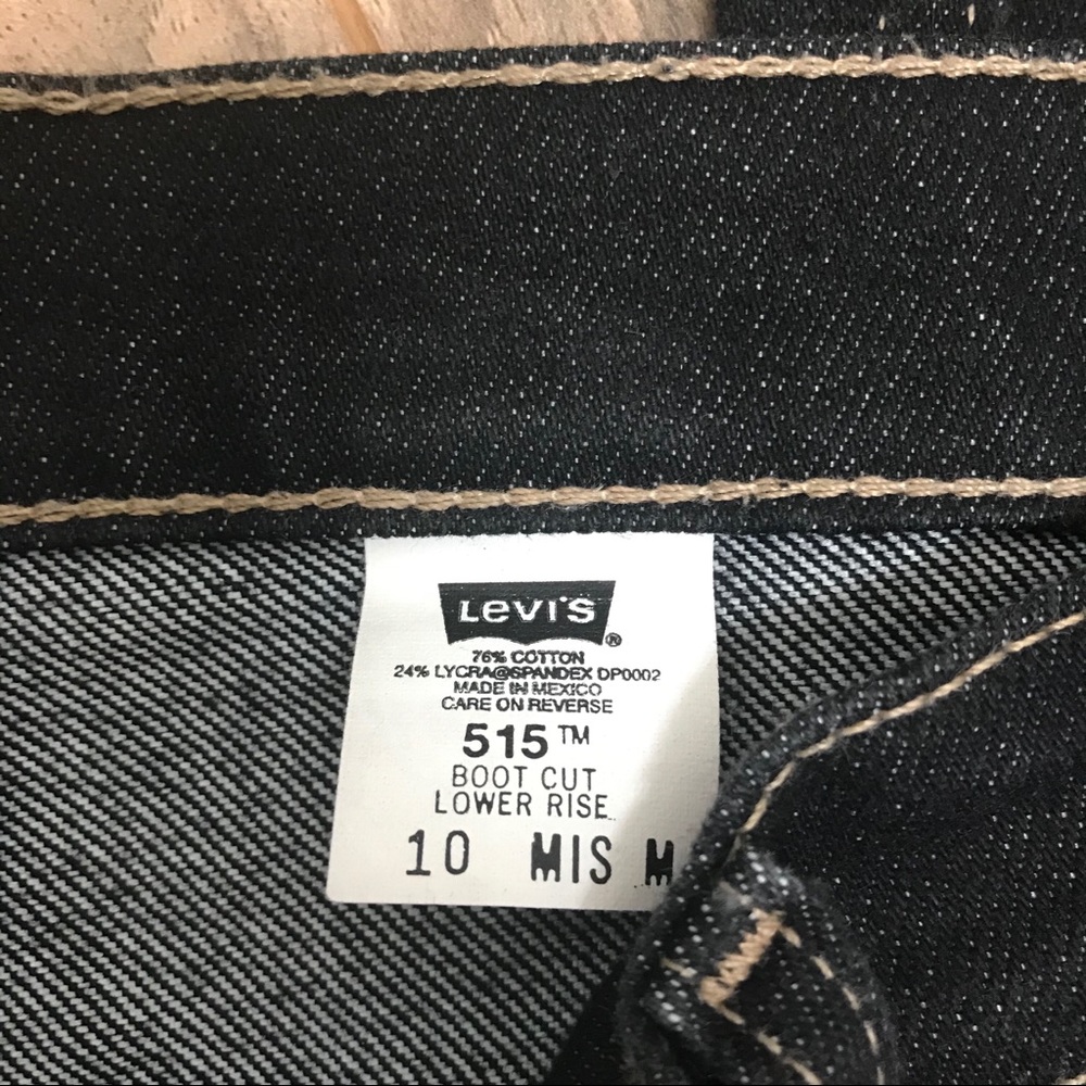 Women’s Levi 515 Boot Cut Jeans - Picture 7 of 10